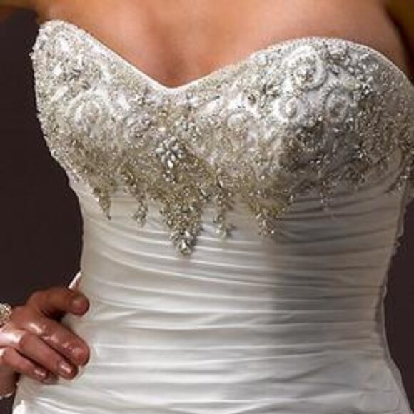 MAGGIE SOTTERO wedding dress size 6 (BNWT) - Picture 6 of 7